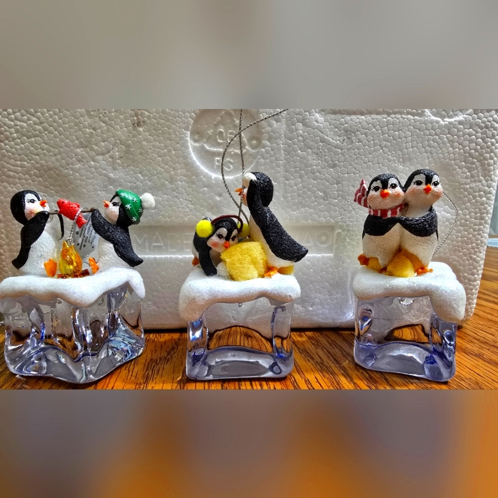 Bradford Editions "Chillin Out" Penguins Ice Cube Ornaments